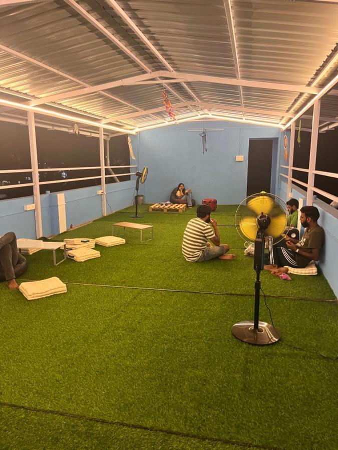 Hostel Dibs On Blue